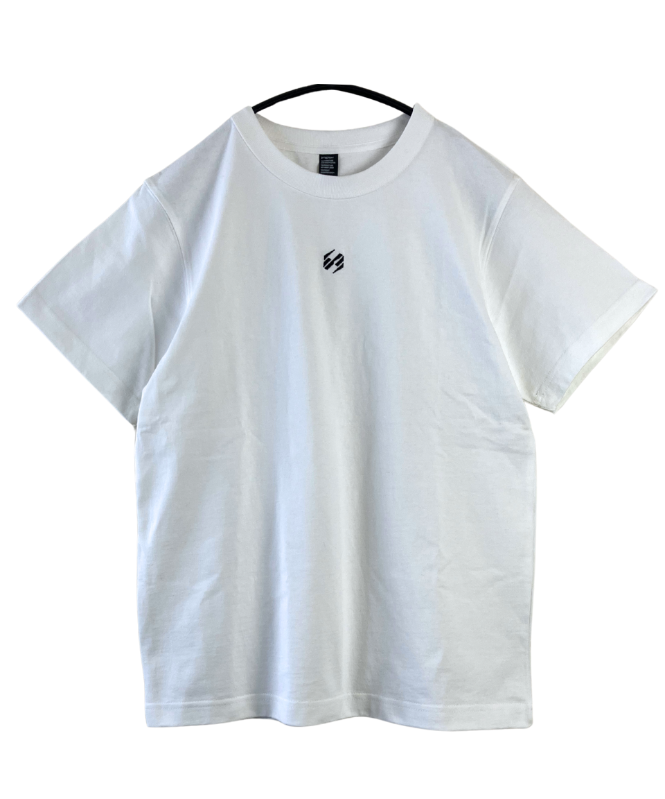 《数量限定》【ESVLOGオリジナル】ロゴ刺繍半袖Tシャツ［カラー黒/白 選択できます］